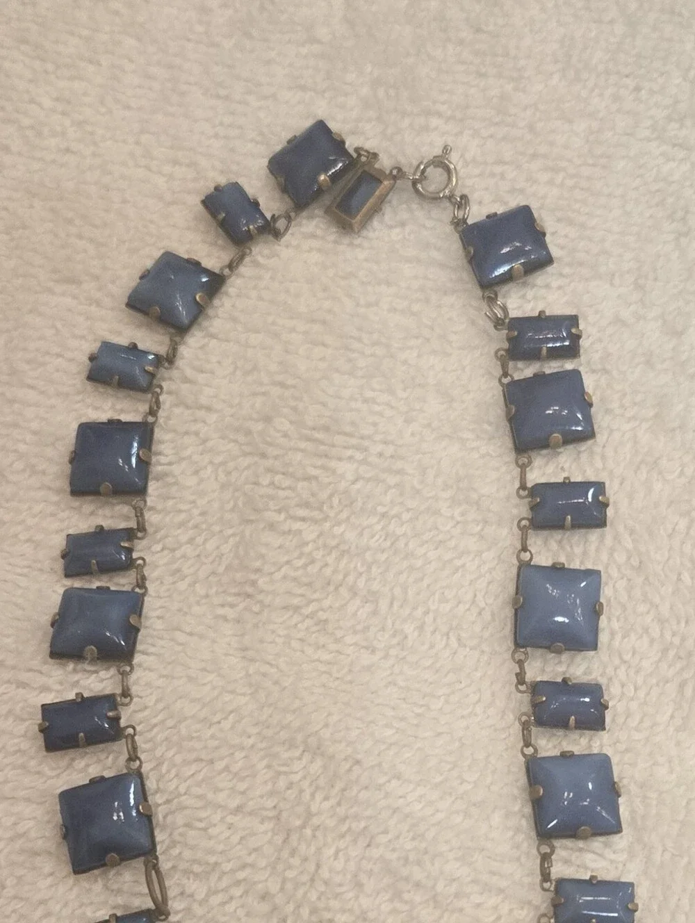 Vintage Coro Moonglow Choker Length Necklace - Picture 5 of 5